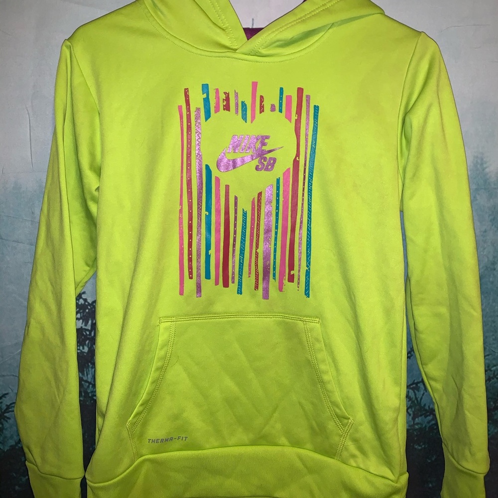 Nike girls sweatshirt